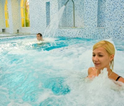 jacuzzi jacuzzi
